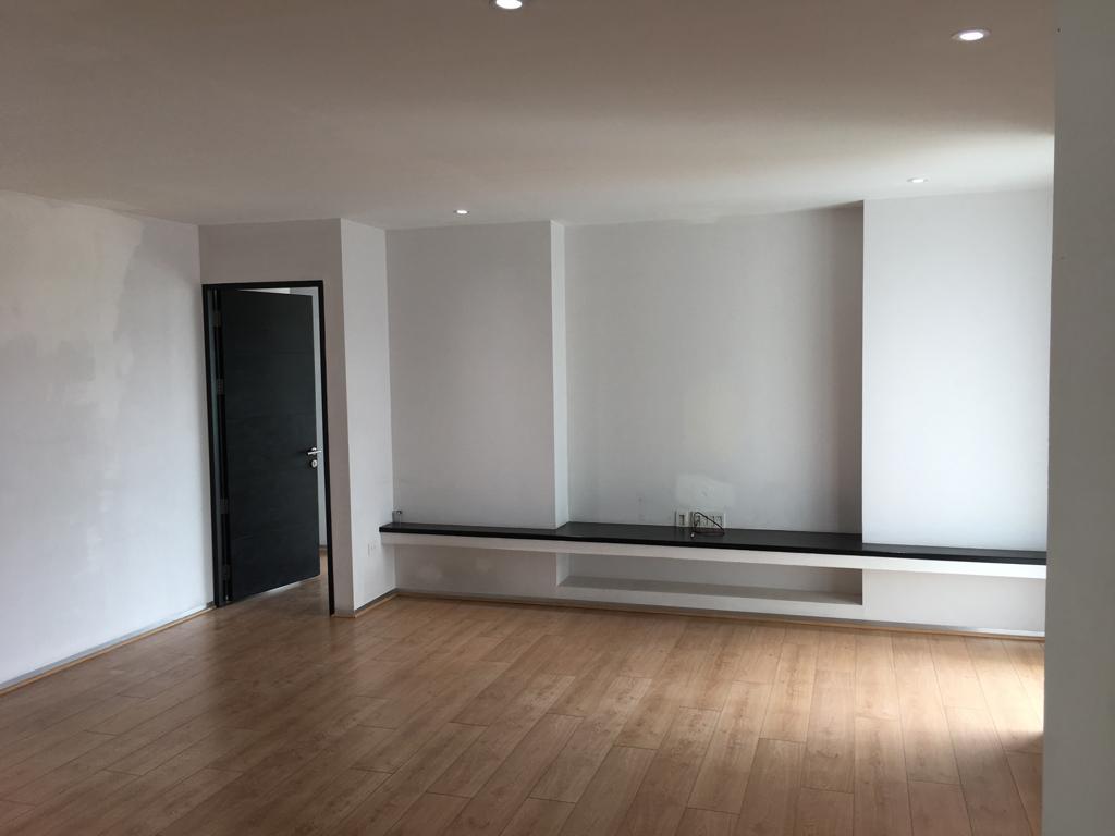 Departamento en Renta en J